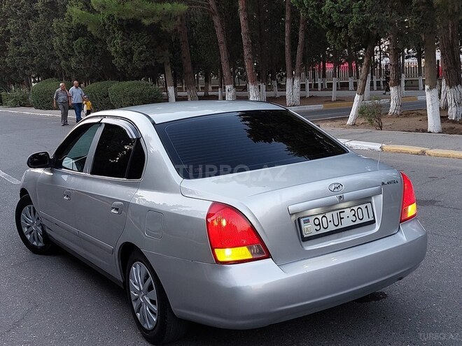 Hyundai Elantra 2002, 245,768 km - 2.0 l - Sumqayıt