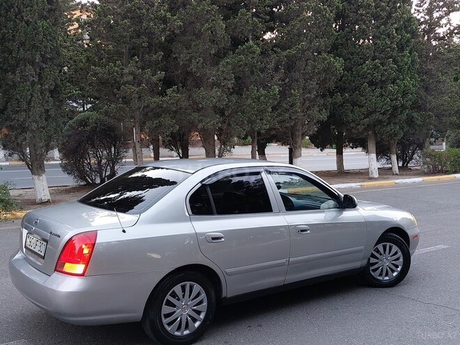 Hyundai Elantra 2002, 245,768 km - 2.0 l - Sumqayıt