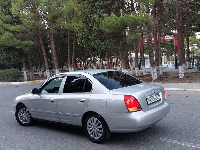 Hyundai Elantra 2002, 245,768 km - 2.0 l - Sumqayıt