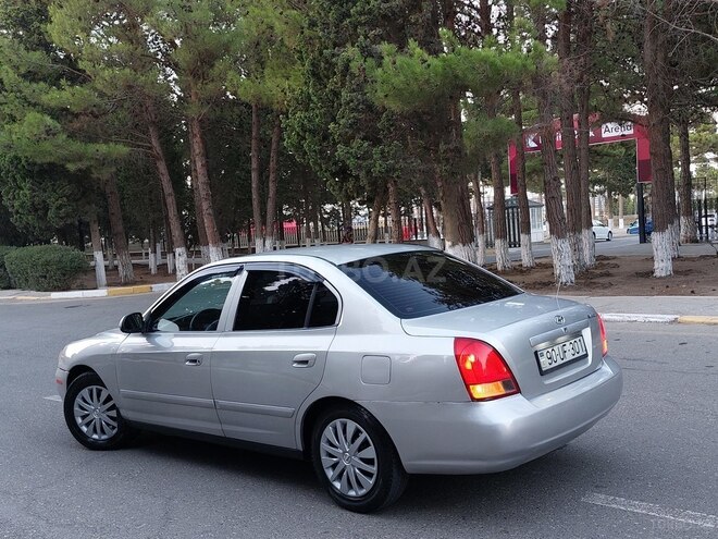 Hyundai Elantra 2002, 245,768 km - 2.0 l - Sumqayıt