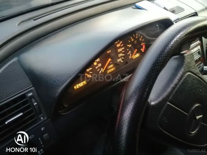 Mercedes C 200 1997, 245,000 km - 2.0 л - Gəncə