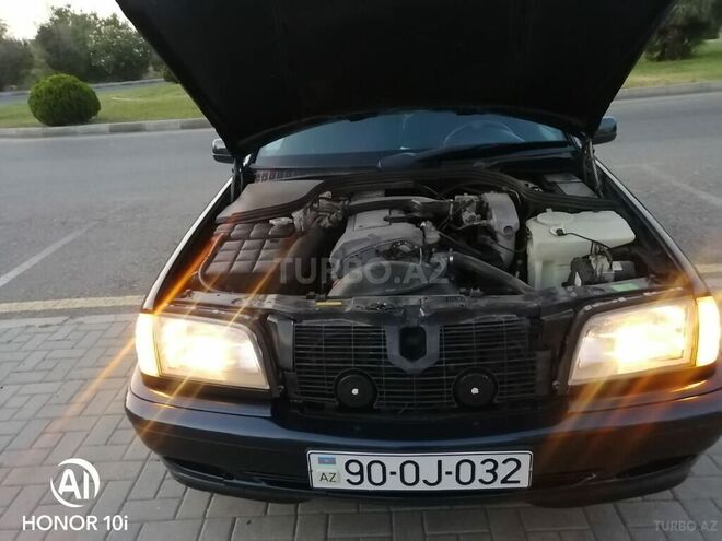 Mercedes C 200 1997, 245,000 km - 2.0 л - Gəncə