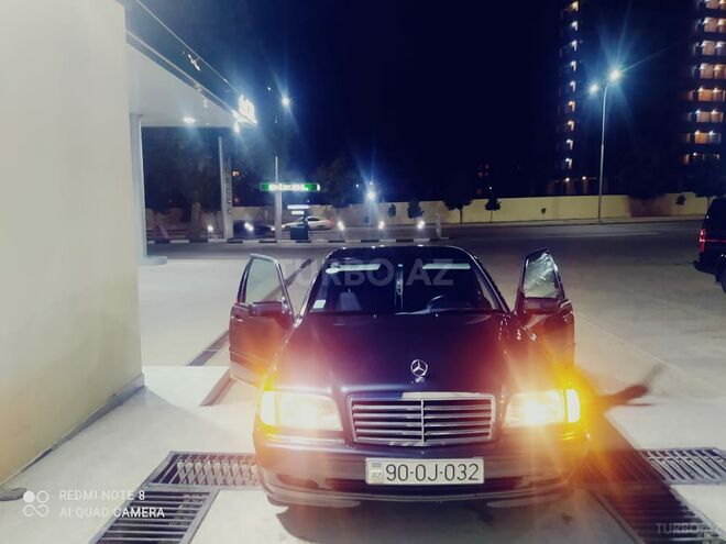 Mercedes C 200 1997, 245,000 km - 2.0 л - Gəncə