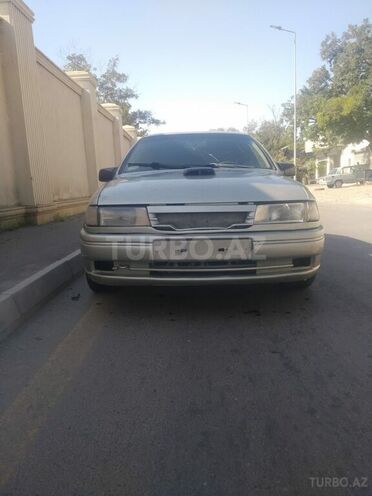 Opel Vectra 1996, 250,000 km - 1.7 l - Mingəçevir