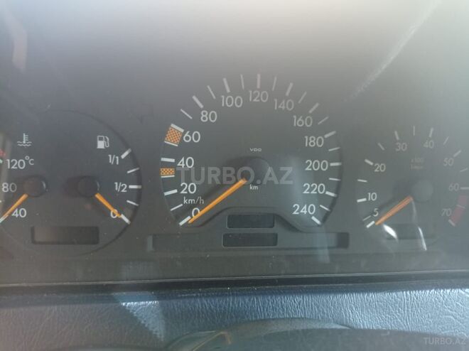 Mercedes C 230 1998, 300,000 km - 2.3 l - Bakı