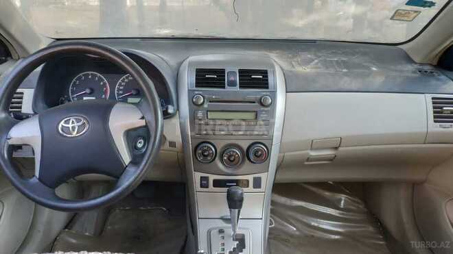 Toyota Corolla 2012, 285,400 km - 1.6 l - Bakı