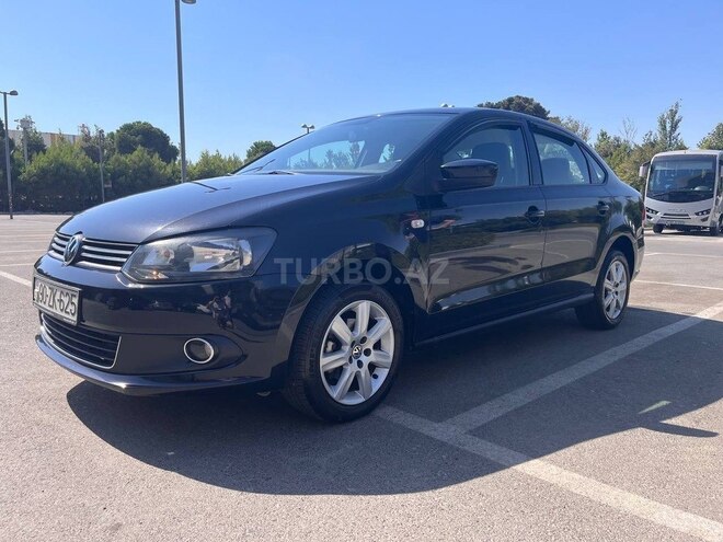 Volkswagen Polo 2014, 150,000 km - 1.6 l - Bakı