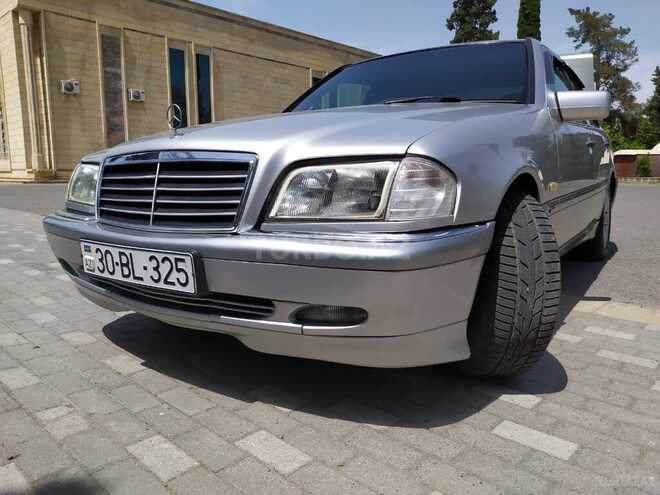 Mercedes C 240 1997, 208,000 km - 2.4 л - Bakı