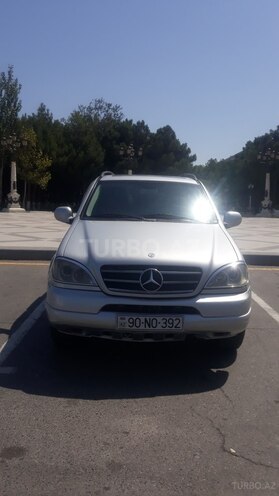 Mercedes ML 320 2001, 340,000 km - 3.2 l - Sumqayıt