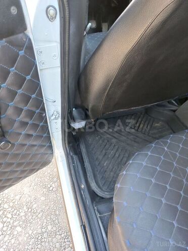 LADA (VAZ) 2107 2009, 156,000 km - 1.6 л - Bakı