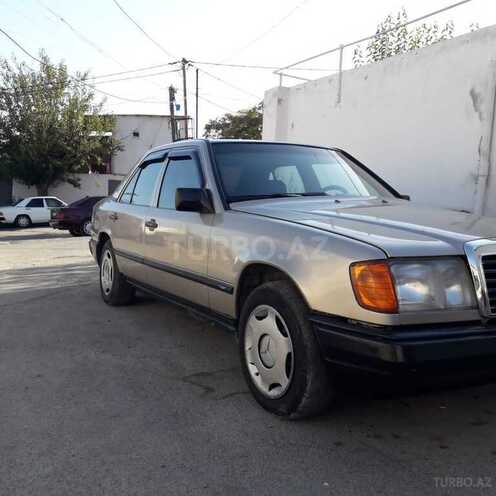 Mercedes E 300 1987, 450,000 km - 3.0 l - Bakı