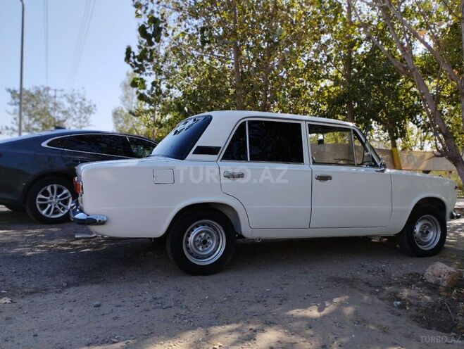 LADA (VAZ) 21011 1986, 213,000 km - 1.6 l - Şirvan