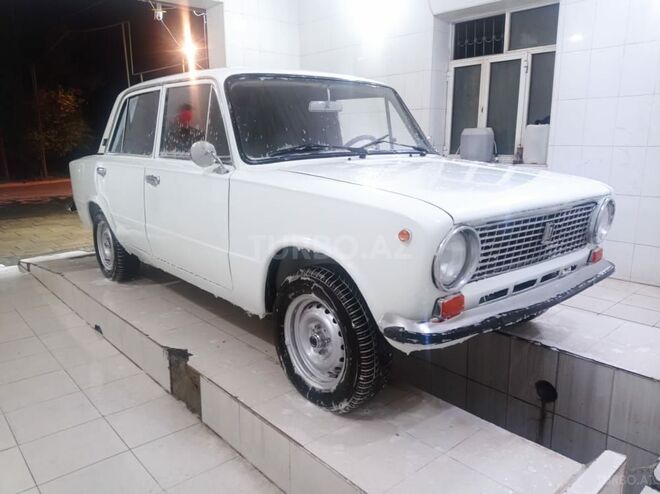 LADA (VAZ) 21011 1986, 213,000 km - 1.6 l - Şirvan