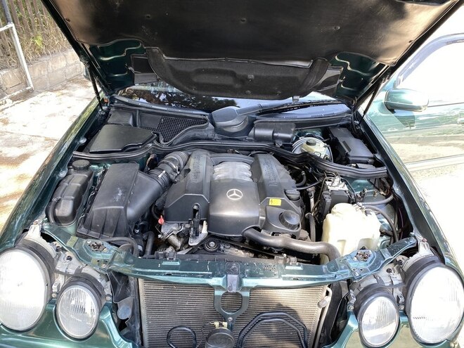 Mercedes E 240 1999, 359,000 km - 2.4 l - Tovuz