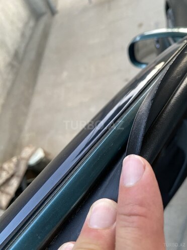 Mercedes E 240 1999, 359,000 km - 2.4 l - Tovuz