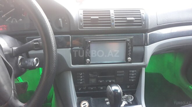 BMW 528 2000, 200,500 km - 2.8 л - Bakı