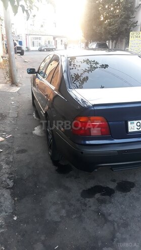 BMW 528 2000, 200,500 km - 2.8 л - Bakı