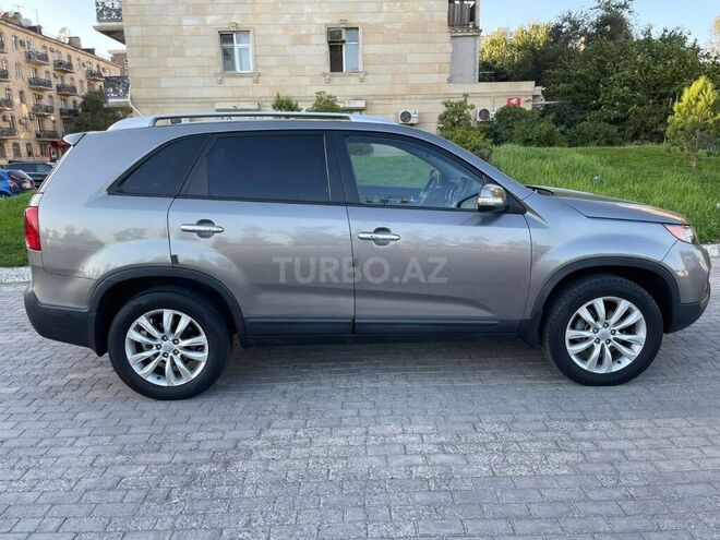 Kia Sorento 2010, 177,000 km - 2.0 l - Bakı