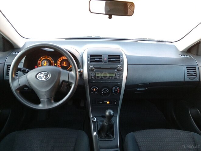 Toyota Corolla 2007, 186,000 km - 1.4 l - Bakı