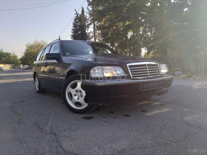 Mercedes C 180 1998, 324,000 km - 1.8 л - Şəki