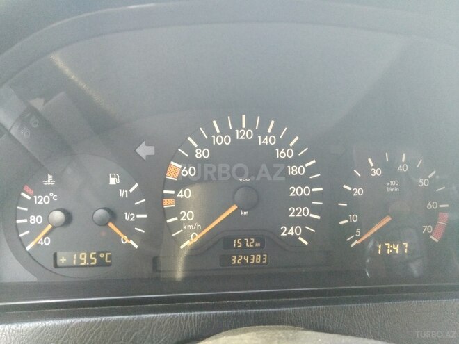 Mercedes C 180 1998, 324,000 km - 1.8 л - Şəki