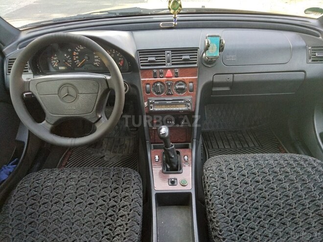 Mercedes C 180 1998, 324,000 km - 1.8 л - Şəki