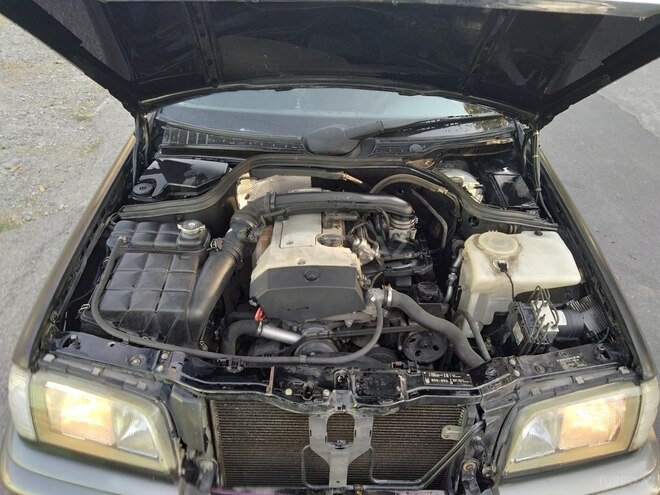Mercedes C 180 1998, 324,000 km - 1.8 л - Şəki