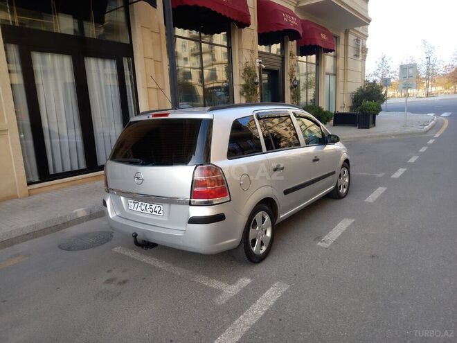 Opel Zafira 2006, 208,635 km - 1.9 l - Bakı