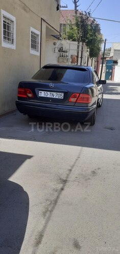 Mercedes E 230 1996, 372,000 km - 2.3 l - Bakı