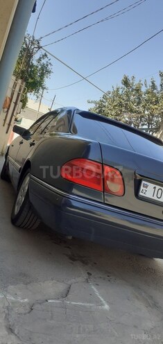 Mercedes E 230 1996, 372,000 km - 2.3 l - Bakı
