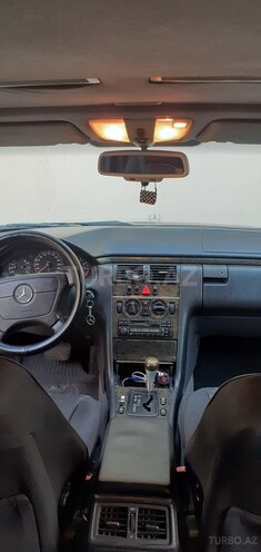 Mercedes E 230 1996, 372,000 km - 2.3 l - Bakı