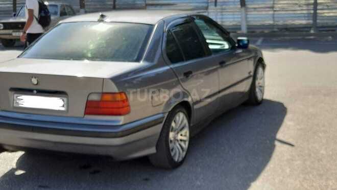 BMW 320 1992, 326,421 km - 2.0 l - Sumqayıt
