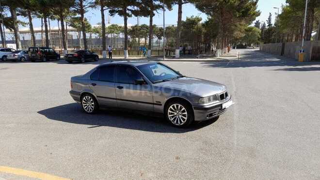 BMW 320 1992, 326,421 km - 2.0 l - Sumqayıt