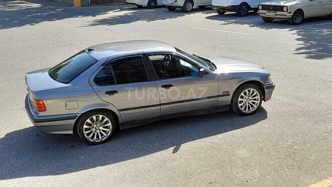 BMW 320 1992, 326,421 km - 2.0 l - Sumqayıt