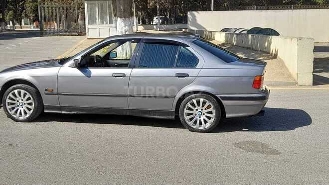 BMW 320 1992, 326,421 km - 2.0 l - Sumqayıt