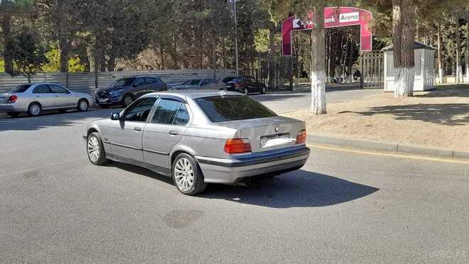 BMW 320 1992, 326,421 km - 2.0 l - Sumqayıt
