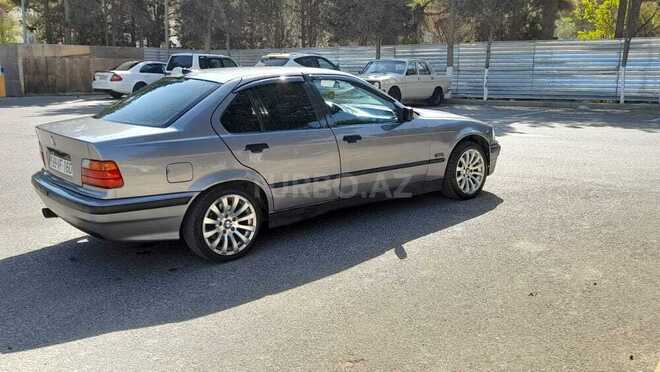 BMW 320 1992, 326,421 km - 2.0 l - Sumqayıt