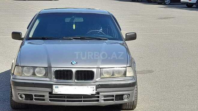 BMW 320 1992, 326,421 km - 2.0 l - Sumqayıt