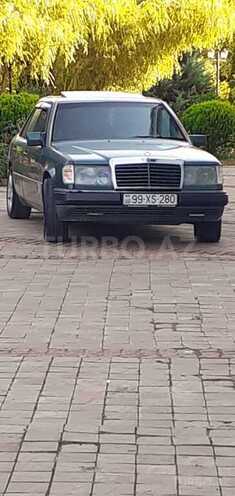 Mercedes E 220 1992, 450,000 km - 2.2 л - Qusar