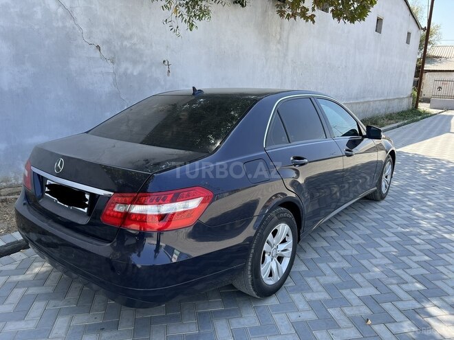 Mercedes E 220 2009, 318,000 km - 2.2 l - Masallı