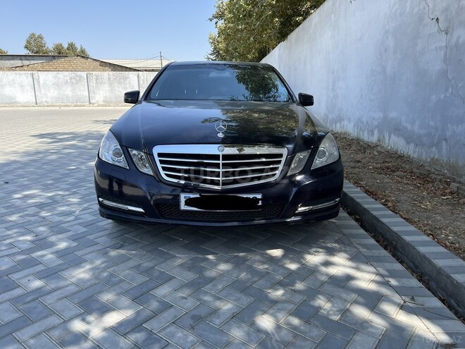 Mercedes E 220 2009, 318,000 km - 2.2 l - Masallı