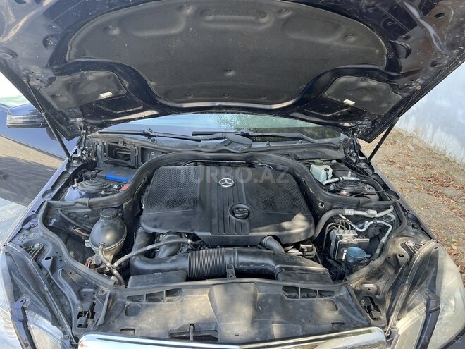 Mercedes E 220 2009, 318,000 km - 2.2 l - Masallı