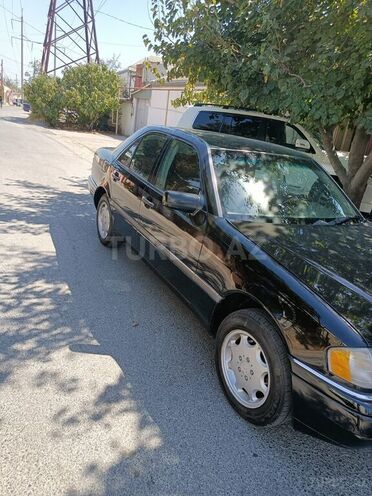 Mercedes C 230 1996, 268,000 km - 2.3 l - Bakı