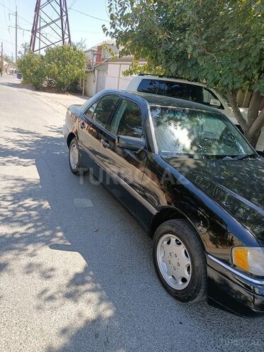 Mercedes C 230 1996, 268,000 km - 2.3 l - Bakı