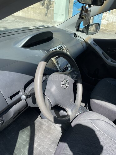 Toyota Yaris 2008, 265,000 km - 1.3 l - Bakı