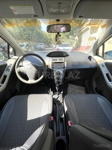 Toyota Yaris 2008, 265,000 km - 1.3 l - Bakı