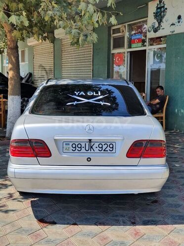 Mercedes E 200 1999, 167,000 km - 2.0 l - Masallı