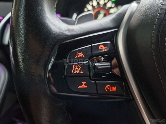 BMW 530e 2018, 68,000 km - 2.0 l - Bakı