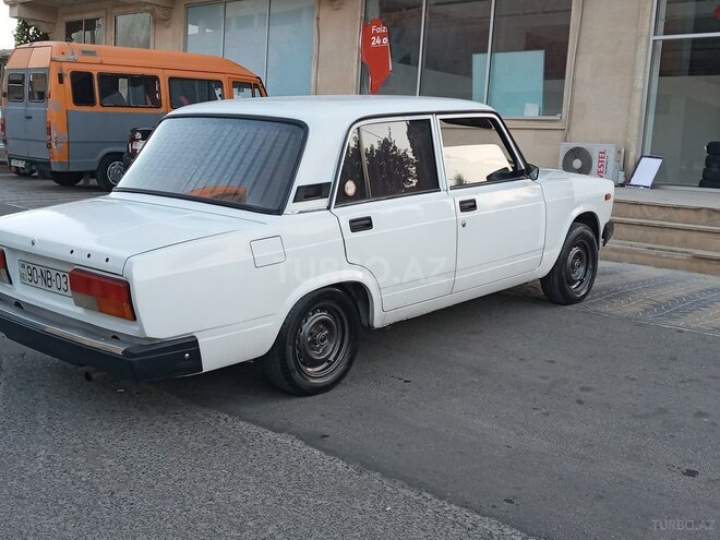 LADA (VAZ) 2107 2011, 122,400 km - 1.6 л - Salyan
