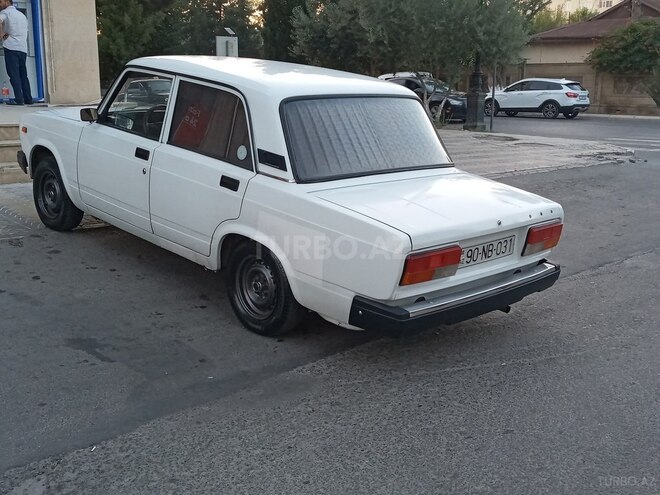 LADA (VAZ) 2107 2011, 122,400 km - 1.6 л - Salyan